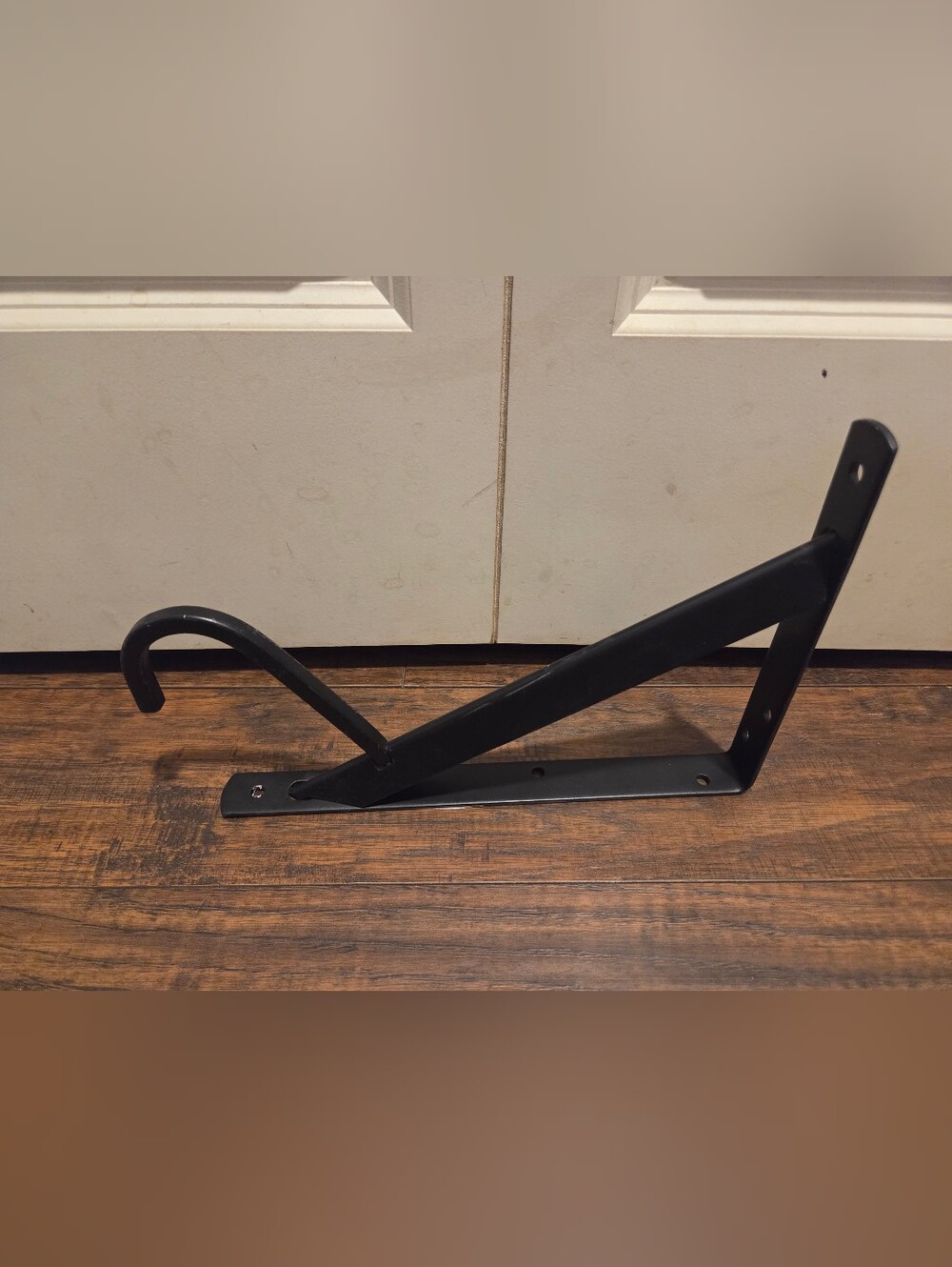 Everbilt Matte Black Heavy-Duty Shelf and Rod Bracket.